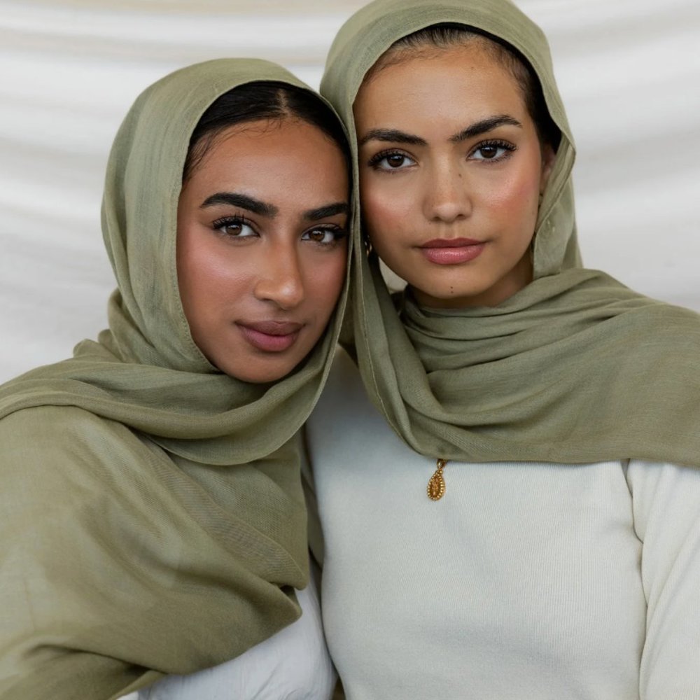 Vela Scarves Light Olive